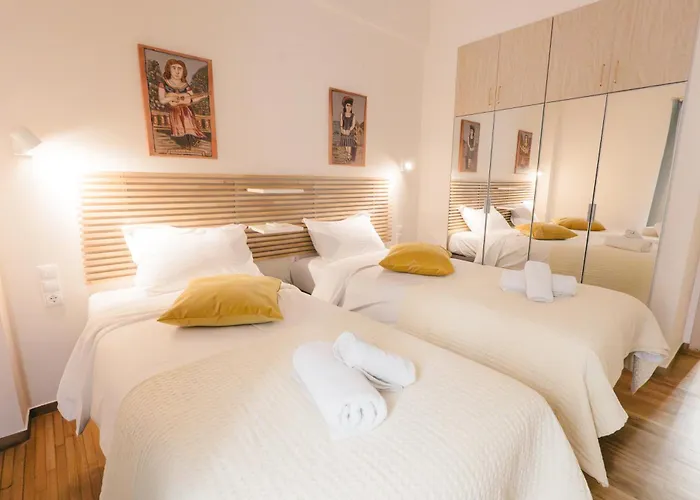 Cozy Koukaki Apartment