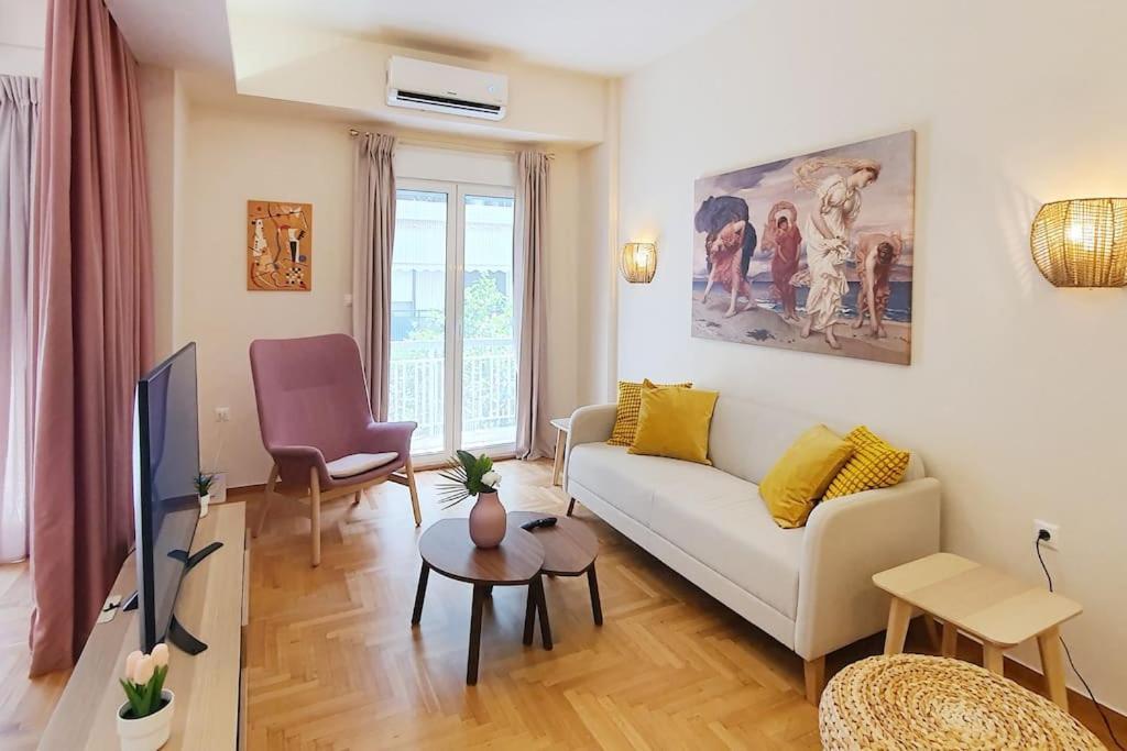 Cozy Koukaki Apartment *